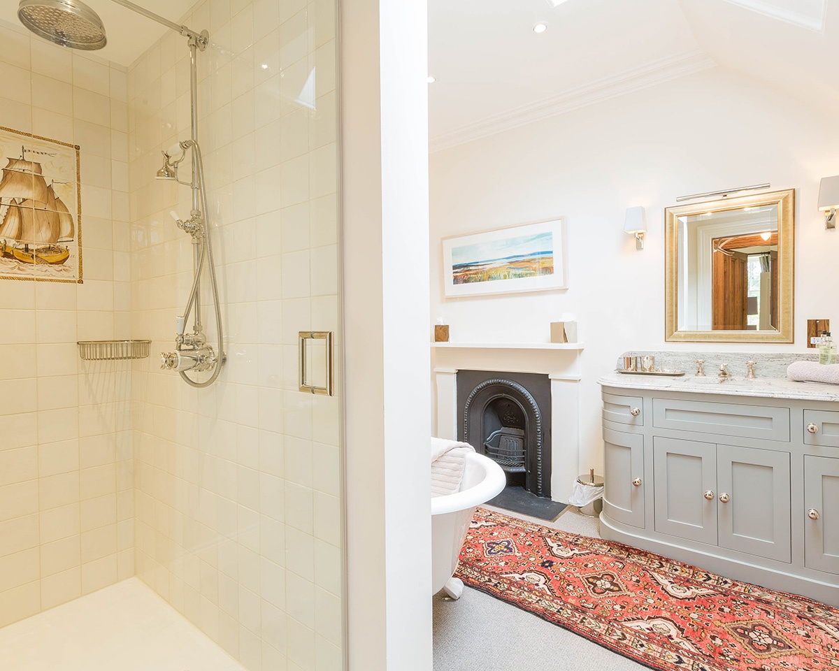 Bathroom of self-catering vacation home in Scotland