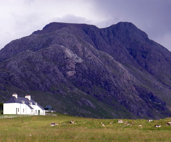 Mountain lodge Carnmore